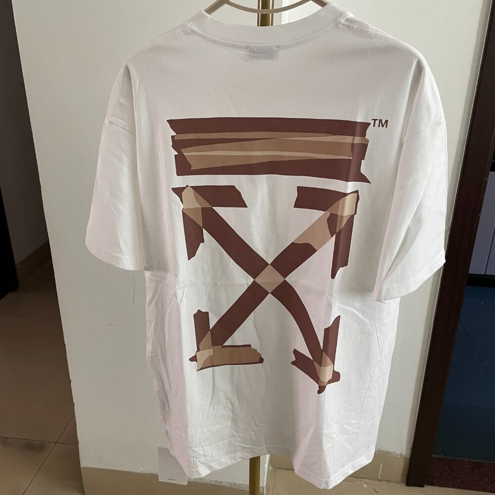 Men’s Off-White Tee👕